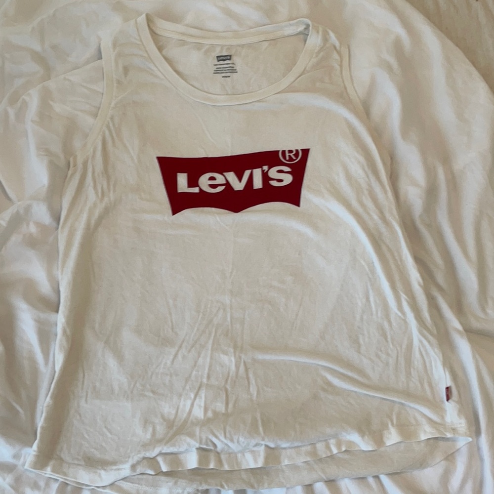 Levi tank